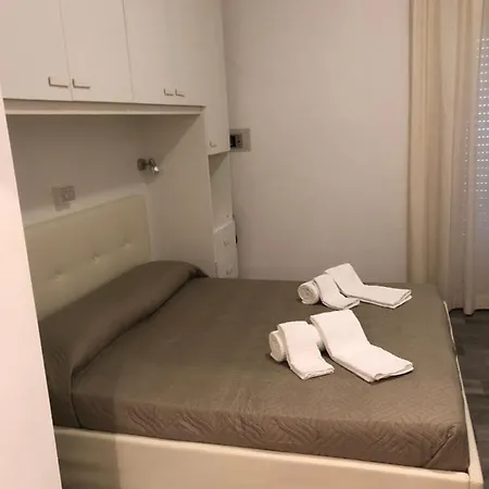 Elsa Otel